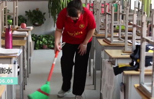 教师角色的嬗变 从传道授业到服务行业的全能担当